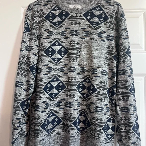 Aztec Patterned Sweater - Picture 1 of 2